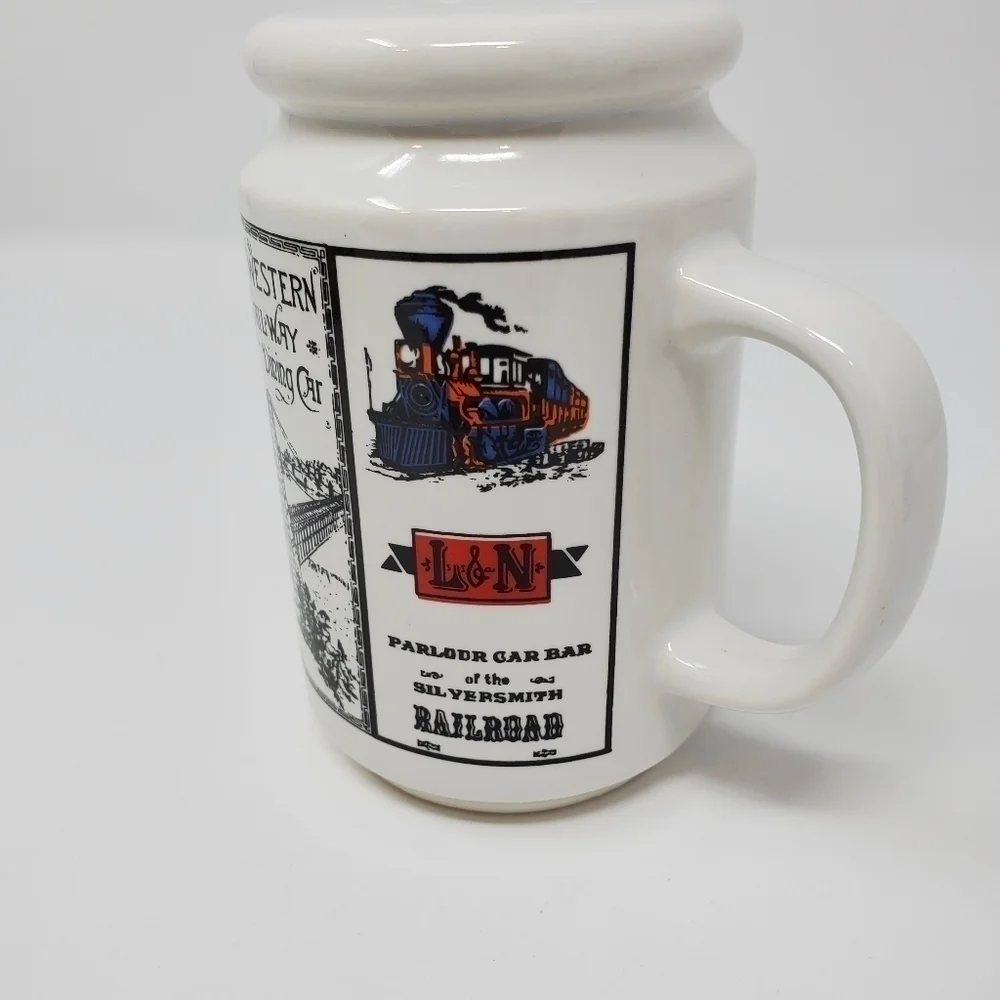 VINTAGE HOLT HOWARD IRON HORSE SALT & PEPPER SHAKERS RAILROAD THEME TRAINS